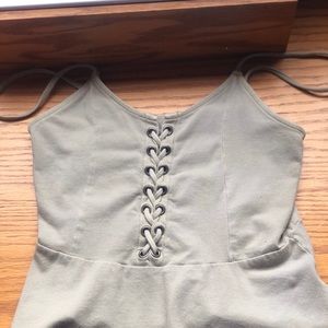 crop tin top
